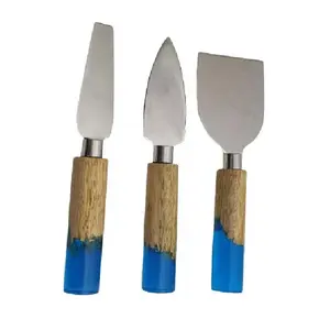 Ensemble de 4 couteaux à fromage en acier inoxydable avec manche en bois classique, parfaits pour les ustensiles de cuisine et les mariages - Product Image 5