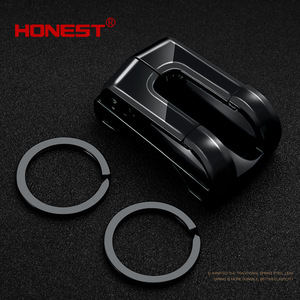 Llavero de Metal con Hebilla de Cinturón, Color Negro Hielo, Estilo Casual y de Lujo Ligero, para Llaves de Auto - Product Image 4