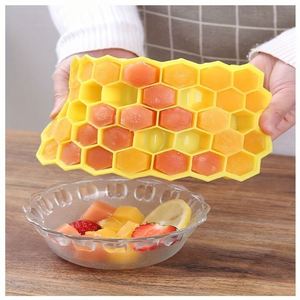 Hot Selling Easy-Release Wine Whiskey Silicone Ice Cube Mold Honeycomb Silicone Ice Tray Mold for Small Ice Makers in Freezers - Product Image 5