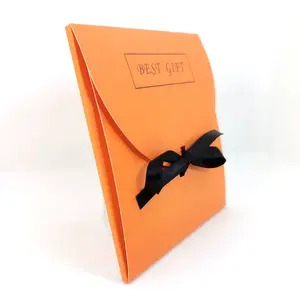 Embalagem personalizada do envelope do cartão do presente para o lenço de seda com fita