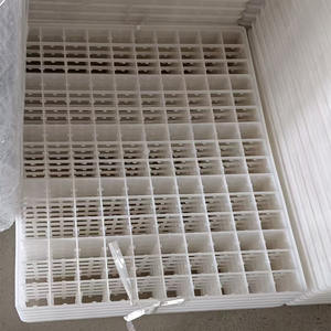 Prix de Gros Plateaux à 176 Œufs de Poule en Plastique pour Incubateur de Poulet Plateau à <span class=keywords><strong>150</strong></span> Œufs de Poule - Product Image 1