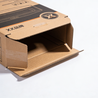 Ensemble de boîtes en carton ondulé, plusieurs tailles, livraison e-commerce, déménagement, emballage