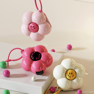 Boîte de rangement portative multifonctionnelle en plastique pour médicaments et bonbons PP avec boîte à pilules quotidienne et étui à pilules de voyage Design de fleurs - Product Image 6