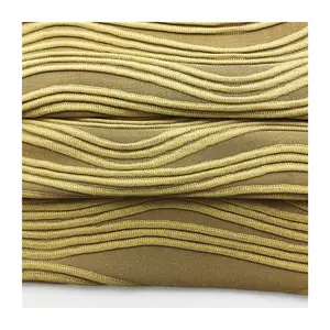 Neues Design Guter Stretch-Wellenstreifen-Jacquard stoff 95% Polyester 5% Elasthan-Stück gefärbter 3D-Strickstoff für Kleidungs stücke