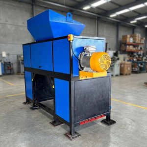 Broyeur FRP de qualité export, à double arbre, semi-automatique, électrique, 500 kg/h, machine de broyage de plastique pour le recyclage industriel - Product Image 1