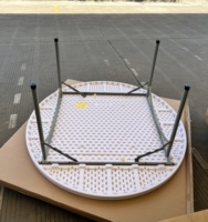 Table ronde pliante en plastique HDPE de 180 cm (6 pieds/72 pouces) pour 10 personnes, solide, monobloc, portable, blanche, pour événements