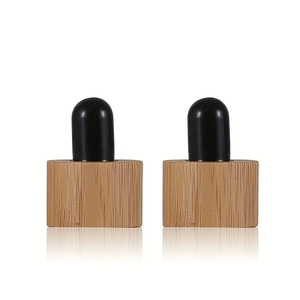Bouteille compte-gouttes cylindrique en verre multi-capacités pour huiles essentielles et sérums de soin, avec bouchon sérigraphié, emballage carton, marque Capot - Product Image 4