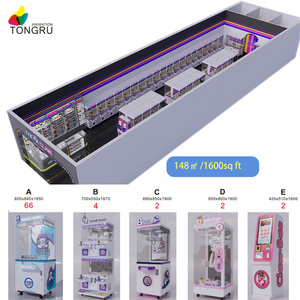 Machine à griffes avec éclairage LED, idéale pour les centres commerciaux en période des fêtes et pour attirer les clients. Machine à griffes saisonnière à vendre. - Product Image 1