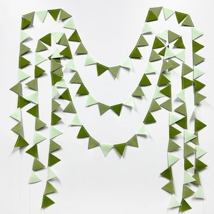 Décorations de fête vert olive, guirlande triangulaire en feutre vert sauge dégradé, mini-drapeaux suspendus - Product Image 5