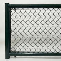 Groen PVC-gecoate kettingmat hekwerksysteem met metalen palen voor residentiële gebieden en parkdecoratie
