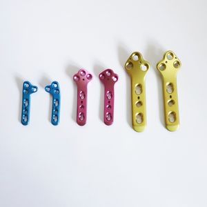 Piastre chirurgiche veterinarie con piastra ortopedica veterinaria a basso prezzo - Product Image 2