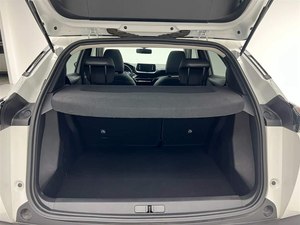 Auto Usado <span class=keywords><strong>Peugeot</strong></span> <span class=keywords><strong>2008</strong></span>, Modelo 2022, 1.2T, Volante a la Izquierda, Venta al por Mayor y al Detalle - Product Image 6