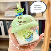 Gobelet en verre Strawberry Bear avec paille ronde - Mini gobelet à lait mignon pour enfants comme coffret cadeau