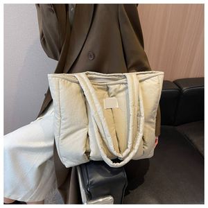 Nuevo Bolso Tote Acolchado de Algodón Suave, Personalizado de Fábrica, Ligero y Portátil para Mujer - Product Image 2