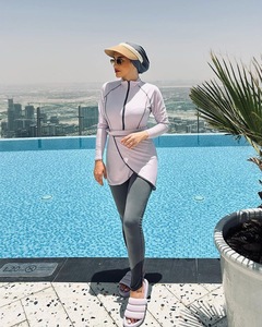 Burkini de haute qualité avec imprimé floral <span class=keywords><strong>UPF</strong></span> <span class=keywords><strong>50</strong></span> + écologique tissu à séchage rapide maillots de bain musulmans maillots de bain conceptions bas quantité minimale de commande - Product Image 4