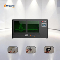 Machine de découpe laser à fibre CNC portable de bureau Sanqiang 3040 avec composants Hiwin pour la découpe et la gravure de tôles métalliques (AI/PLT)