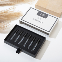 Boîtes à parfum personnalisées Lionwrapack, en carton écologique, avec insert en éponge pour cosmétiques et cadeaux.