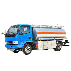 Camión <span class=keywords><strong>cisterna</strong></span> <span class=keywords><strong>de</strong></span> combustible <span class=keywords><strong>de</strong></span> 6000 litros con volante a la derecha, exportación a Jamaica - Product Image 1