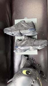 รองเท้าลำลองผู้ชาย New Designer Balance 9060 ดีไซน์ทันสมัย น้ำหนักเบา ระบายอากาศได้ดี แบบผูกเชือก ใส่สบาย เหมาะสำหรับใส่ทุกวัน ทำจากหนังแท้ - Product Image 5