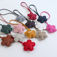Cuir PU mignon fleur gonflée sac breloques sac à main pendentif breloque suspendu voiture décoration cuir breloque porte-clés cadeaux