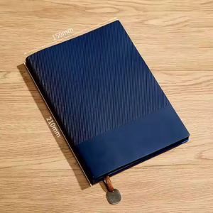Set de Regalo de Cuaderno A5 con Tapa de Cuero Suave - Diseño Creativo para Oficina y Negocios, con Logotipo Grabado - Product Image 4