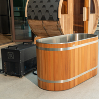 Bain froid moderne en cèdre rouge massif Royal Saunas, ovale, écologique, alimenté par prise, pour utilisation en parc, garantie 1 an