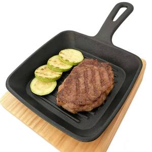 Poêle à frire ovale en fonte Zunck pour cuisine et restaurant, à usage unique, avec base en bois - Product Image 6