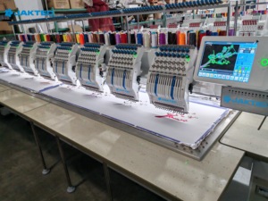 Machine à broder intelligente à grande vitesse à 8 têtes JK-YC1508, compatible casquettes, t-shirts et broderie plate (400*450mm) - Meilleure vente - Product Image 3