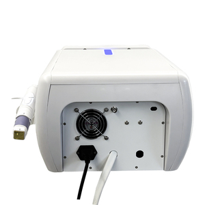 Appareil de beauté complet anti-âge à trois têtes, machine de soin de la peau à oxygène 3 en 1, éliminateur de points noirs - Product Image 5