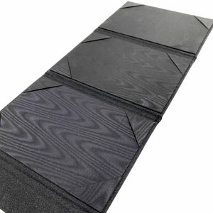 Porta Menús Magnético Giratorio Triangular Directo de Fábrica, Porta Tarjetas de Menú para Restaurante, Soporte de Cuero para Menús con 3 Vistas - Product Image 1