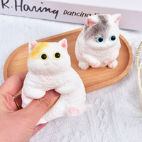 Jouet Squishy Chat de Simulation, Peluche Chat 3D, Adorable Figurine Animale à Presser, Jouet Anti-Stress et de Décompression Doux