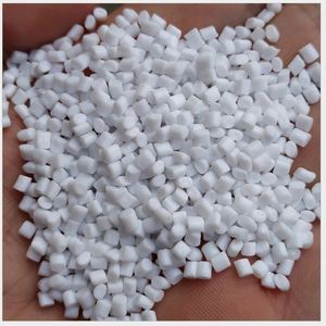 เม็ดพลาสติกปรับแต่งได้ 100% เรซิน PET บริสุทธิ์ Cz318 สำหรับอุตสาหกรรมน้ำดื่มบรรจุขวดและเครื่องดื่มของแบรนด์ดัง - Product Image 2