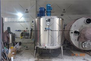 Tanque de mezcla de alimentación y pesaje eléctrico automático de 1000 5000L, tanque homogeneizador de acero inoxidable para jugo de leche líquida con plataforma - Product Image 4