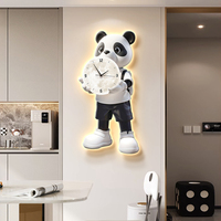 Nouvelle conception d'horloge murale moderne Astronaute, horloge murale silencieuse, décoration de la maison, luxe pour le salon, la chambre d'enfants