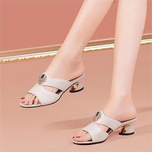 Nuevos Zapatos de Tacón Bajo con Diseño Calado para Mujer, Moda de Verano - Product Image 3