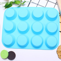 Ustensiles de cuisson outils de décoration de gâteau 12 trous cavité Muffin tasses Silicone tasse moule gâteau moule gâteau outils fournisseur