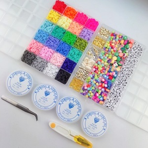 <span class=keywords><strong>Bijoux</strong></span> à breloques accessoires de bricolage faits à la main perles en argile polymère souple <span class=keywords><strong>Kit</strong></span> de fabrication de <span class=keywords><strong>bijoux</strong></span> <span class=keywords><strong>pour</strong></span> adultes enfants bricolage - Product Image 2