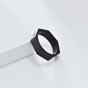 Personalidad multifacética digna de Instagram, distante y con un toque de los siete pecados capitales y las siete virtudes, anillos de acero de titanio, unisex. - Product Image 4