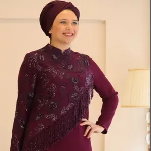 Conjunto de duas peças Abaya Pray Jilbab Dubai Roupas muçulmanas Lenço largo de poliéster com gola redonda vestido de mangas compridas