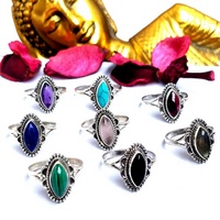 Belles bagues en argent 925 en pierre naturelle faites à la main pour elle-Usine de bijoux en argent en gros de l'Inde