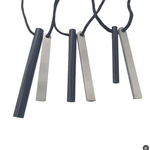 Grattoir allume-feu de camping en acier inoxydable, grande, moyenne et petite taille, outil de survie, lame de grattoir à silex, équipement d'urgence pour l'extérieur - Product Image 1