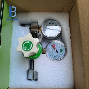 Regolatore di Ossigeno Medico CGA540 di Alta Qualità con Flussometro per Bombole di Ossigeno - Product Image 5