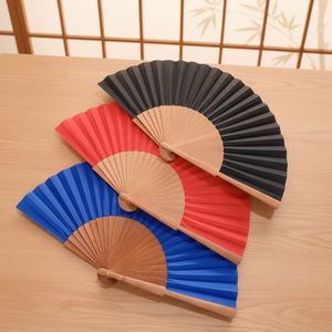 Éventail Pliant Portable de Haute Qualité – Blanc, Noir, Bleu, Rouge – 23 cm – Éventail en Bambou, Fer et Bois Peint pour Mariages et Cadeaux d'Affaires - Product Image 5