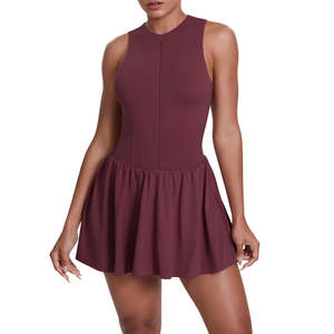 Robe de sport sans manches unie grande taille pour femme, coupe ajustée, avec taille haute élastique et poche, idéale pour la gym et le fitness - Product Image 1