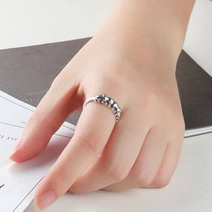 Anello a Forma di Elefante F197 in Argento 925, Gioiello Vintage Unisex per Uso Quotidiano - Product Image 3