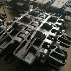 Gruppo di Pattini Sottocarro in Acciaio Fuso per Gru Cingolate a Braccio Reticolare Link-Belt LS108BS, Durevoli - Product Image 3