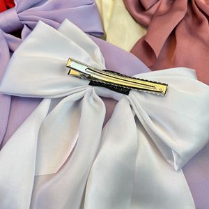 ที่หนีบผมรูปโบว์ใหญ่ด้านหลังศีรษะรูปเป็ดยืดหยุ่นสไตล์หรูหราสินค้าจากต่างประเทศขายดี - Product Image 3