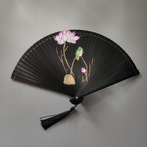 Éventails pliants haut de gamme pour femmes, entièrement en <span class=keywords><strong>bambou</strong></span>, peints à la main, pour la danse et le cheongsam, avec découpes sculptées, style boutique - Product Image 4