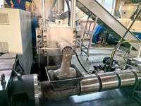Machine de recyclage de granulateur de refroidissement par eau de mère et de fils de double étape de HDPE LDPE PP EVA SJ140/130