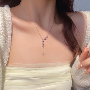 Elegante Collar con Borla <span class=keywords><strong>de</strong></span> Estrella para Mujer, Cadena <span class=keywords><strong>de</strong></span> Clavícula <span class=keywords><strong>de</strong></span> Lujo con Circonitas Súper Brillantes, Sensación <span class=keywords><strong>de</strong></span> Alta Gama, Ideal para <span class=keywords><strong>Mejores</strong></span> <span class=keywords><strong>Amigas</strong></span> - Product Image 2